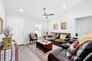 13793 SW 100th Ln, Dunnellon, FL 34432 - Photo 4