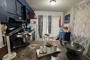 201 E Buchanon Ave, Orlando, FL 32809 - Photo 12
