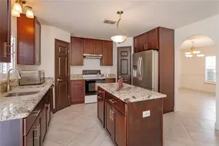 169 Sawyerwood Pl, Oviedo, FL 32765 - Photo 4