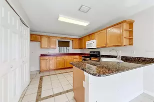 5306 Grove Crossings Blvd, Orlando, FL 32839 - Photo 16