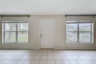 5306 Grove Crossings Blvd, Orlando, FL 32839 - Photo 8