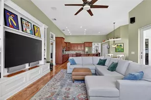 3617 Beech Tree Dr, Orlando, FL 32835 - Photo 4