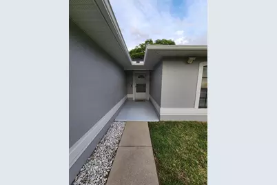 319 Minnesota Avenue, Saint Cloud, FL 34769 - Photo 2