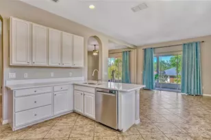 115 Crescent Moon Dr, Groveland, FL 34736 - Photo 8