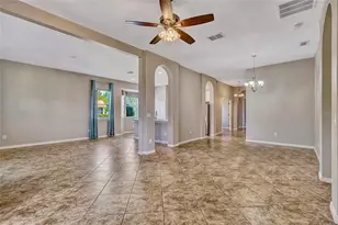 115 Crescent Moon Dr, Groveland, FL 34736 - Photo 4