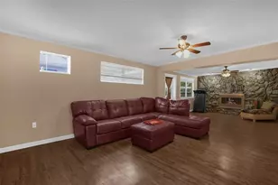 727 Baywood Cir, Sanford, FL 32773 - Photo 4