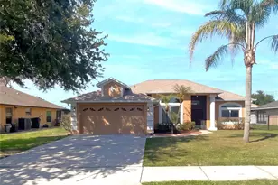 4241 Settlers Ct, Saint Cloud, FL 34772 - Photo 1