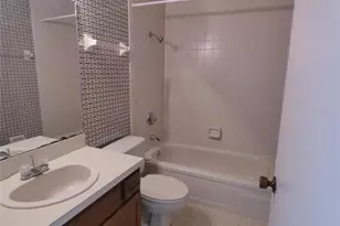 4700 Jasmine Creek Ln, Orlando, FL 32811 - Photo 10