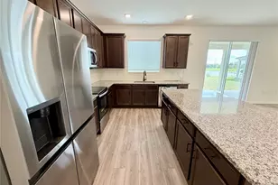 9544 Sandy Bluffs Circle, Parrish, FL 34219 - Photo 4