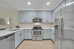 9051 Treasure Trove Ln, Kissimmee, FL 34747 - Photo 6