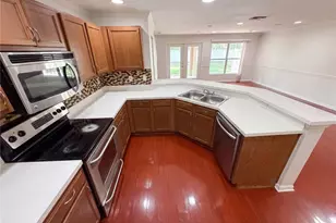 2972 Royal Tuscan Ln, Valrico, FL 33594 - Photo 2