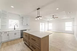 357 Galicia St SW, Palm Bay, FL 32908 - Photo 28