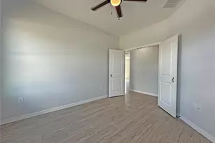 13558 Jeronimo Ln, Port Charlotte, FL 33981 - Photo 18