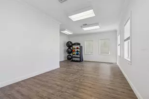 12715 Taylor Nicolas Dr, Tampa, FL 33612 - Photo 84