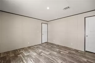 618 1 St St, Polk City, FL 33868 - Photo 10