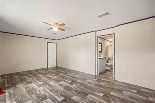 618 1 St St, Polk City, FL 33868 - Photo 4