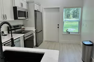 10230 NE 72nd St, Bronson, FL 32621 - Photo 4