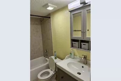 1810 NW 23rd Boulevard #180, Gainesville, FL 32605 - Photo 6