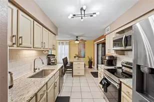 100 E Oak Terrace Dr, Leesburg, FL 34748 - Photo 4