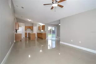 1118 Chesterfield Ct, Kissimmee, FL 34758 - Photo 6