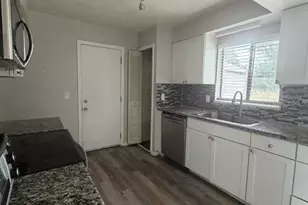 1057 Fort Smith Blvd, Deltona, FL 32725 - Photo 10