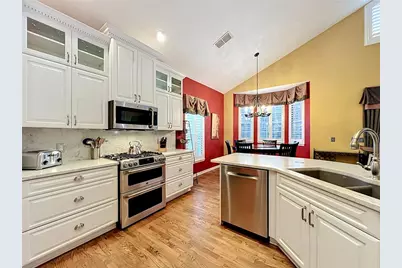 2433 Stoneview Road, Orlando, FL 32806 - Photo 16