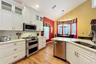 2433 Stoneview Rd, Orlando, FL 32806 - Photo 16