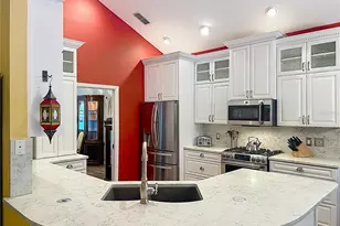 2433 Stoneview Rd, Orlando, FL 32806 - Photo 20