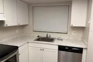 7081 Balboa Dr, Orlando, FL 32818 - Photo 4