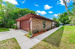 5722 SW 81st Terrace, Gainesville, FL 32608 - Photo 4