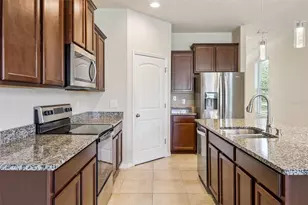 10294 Merrymeeting Bay Dr, Winter Garden, FL 34787 - Photo 6