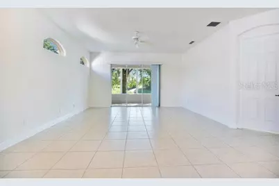 208 Lamonte Point Ct, Debary, FL 32713 - Photo 10