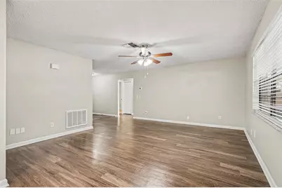 826 Sunridge Point Drive, Seffner, FL 33584 - Photo 8