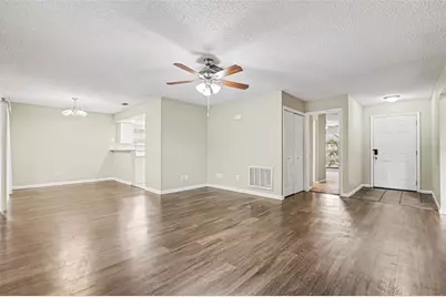 826 Sunridge Point Drive, Seffner, FL 33584 - Photo 2