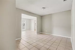 1534 Hallam Ct S, Lakeland, FL 33813 - Photo 2