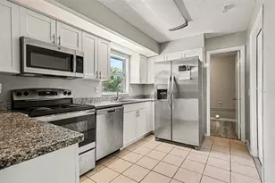 1534 Hallam Ct S, Lakeland, FL 33813 - Photo 8
