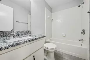 2710 Lorraine Dr, Leesburg, FL 34748 - Photo 14