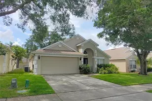 2741 Bellewater Pl, Oviedo, FL 32765 - Photo 2