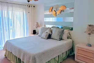 106 1st St E, Saint Petersburg, FL 33715 - Photo 30
