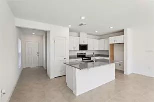 379 Sequoia Dr, Lake Wales, FL 33859 - Photo 2