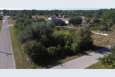 880 Gulf Lane, Lehigh Acres, FL 33974 - Photo 2