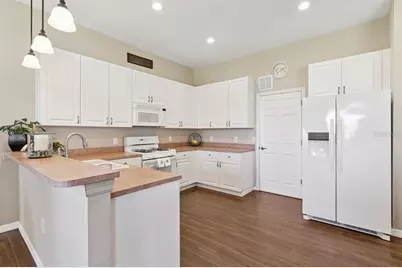 2824 Majestic Isle Drive, Clermont, FL 34711 - Photo 8