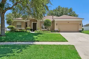2824 Majestic Isle Dr, Clermont, FL 34711 - Photo 1