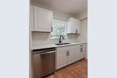 7320 Anstead Circle, Orlando, FL 32810 - Photo 6
