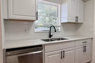 7320 Anstead Cir, Orlando, FL 32810 - Photo 6