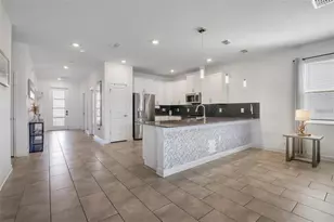 9084 Sommerset Hills Dr, Davenport, FL 33896 - Photo 10