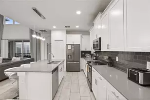 621 Drop Shot Dr, Davenport, FL 33896 - Photo 12