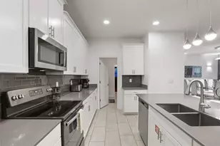 621 Drop Shot Dr, Davenport, FL 33896 - Photo 14