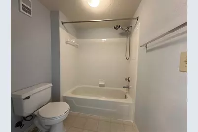 7270 Westpointe Boulevard #916, Orlando, FL 32835 - Photo 4