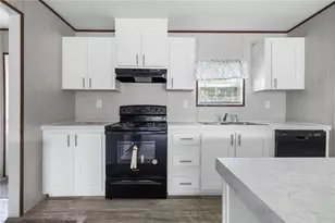 25031 Antler St, Christmas, FL 32709 - Photo 6